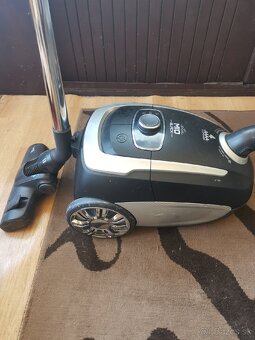 VYSÁVAČ ETA MIO II - 2
