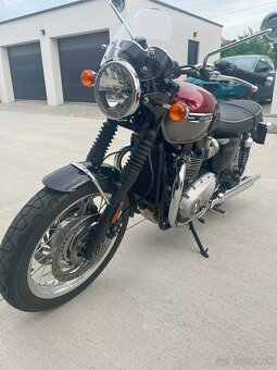 Triumph Bonneville T120 - 2