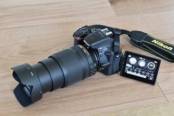 Nikon D5500 wifi - dotyk.disp. - 19 tis snimkov 18-140 VR AF - 2