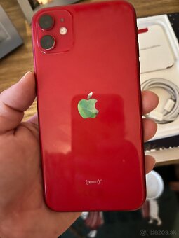 Predám iPhone 11 rad 64GB - 2