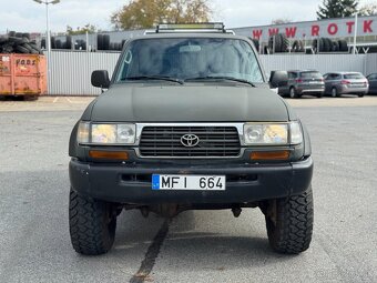 Toyota Land Cruiser HDJ80 - 2