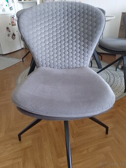 Jedálenské stoličky - 2