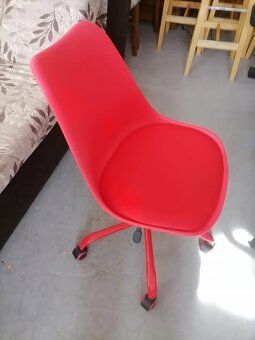 kancelarska stolicka - 2