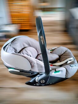 CYBEX Cloud Z2 i-Size Platinum - Soho Grey - 2