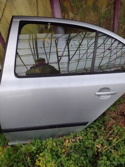 Zadné dvere Octavia 2 sedan - 2