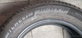 205/60 R16 Michelin - 2