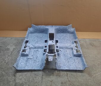 izolácia podlahy VW Passat B8, Tiguan - 2