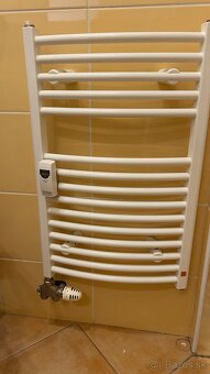 Závesný radiátor do kúpeľne - 2