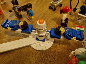 Lego 60230 15ks postavičky - 2