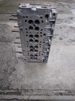 Predám hlavu motora fiat ducato 2,3jtd - 2