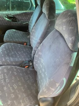Predám zadné sedadlá do VW sharan,seat Alhambra Ford galaxy - 2