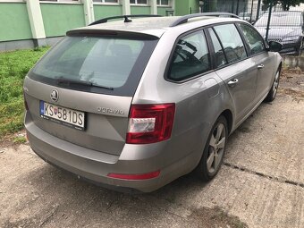 Škoda Octavia - 2