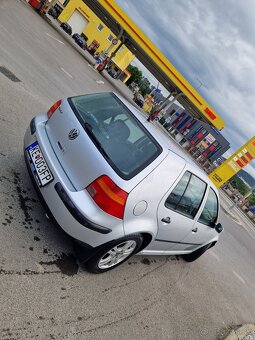 Golf 4 rok 2001 - 2