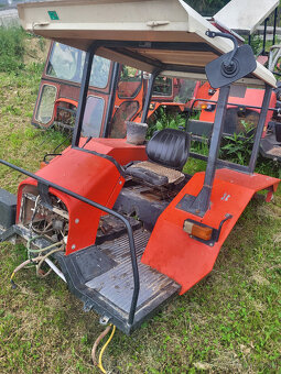 ponúkam cabrio kabina zetor - 2