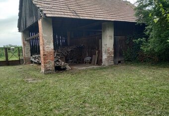 Pozemok s chalupou - 2