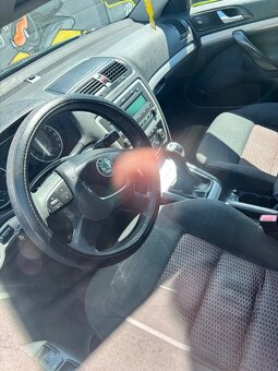 Škoda octavia2 1.6. TDi 77kw 2012/11 mesiac - 2