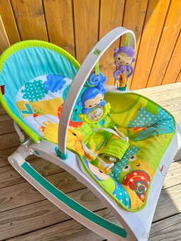 Hojdacie vibračné kresielko zn. Fisher Price - 2