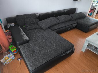Predám veľký rozťahovací gauč s vankúšmi - 2