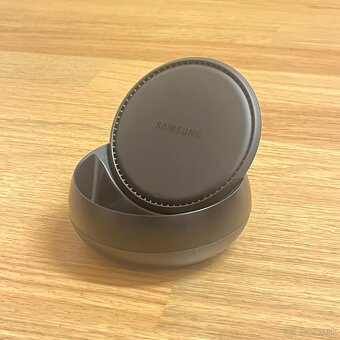 Samsung DeX Station - 2