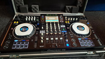 Predám Pioneer XDJ-XZ (all-in-one DJ systém)+kufor Swanfligh - 2