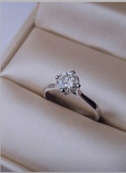 🕊️ Luxusný zásnubný prsteň s diamantom 1,01 ct + HRD 🕊️ - 2