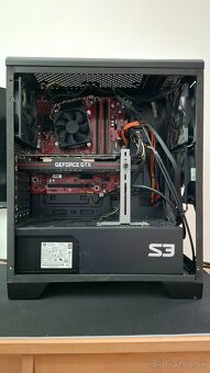 Predám stolný počítač – komplet zostavu s monitorom - 2