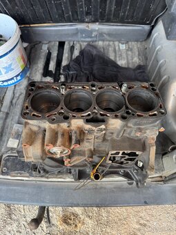 Motor Octavia 1,9 TDi PD BXE - 2