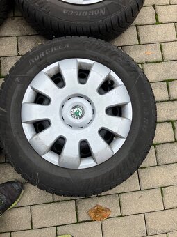 Zimné pneumatiky 195/65 r15 - 2
