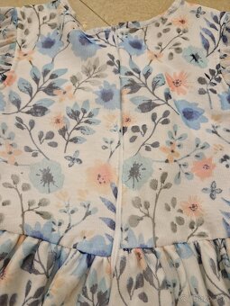 Predám dievčenské šaty svetlé - 2