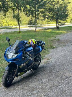 Suzuki Gsxr-600 - 2