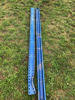 Stojka na regál - 2