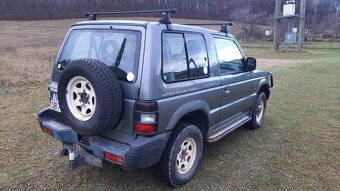 Mitsubishi pajero 2.5td superselect - 2