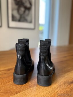 Členkové čižmy 37 - 2