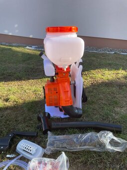 Benzínový postrekovač - 2