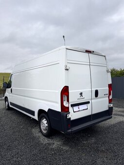 Peugeot Boxer 2,2 Diesel 3 miestny - 2