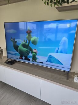 65" LG 65UJ651V smart TV - 2