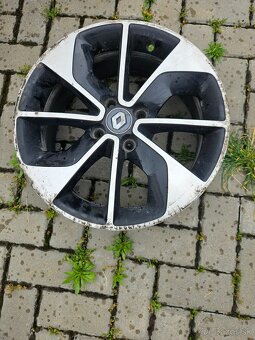 Alu disky R16 6,5J×16-44 z Renault Zoe - 2