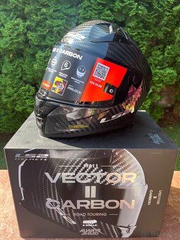 LS2 VECTOR II CARBON FF811 - 2
