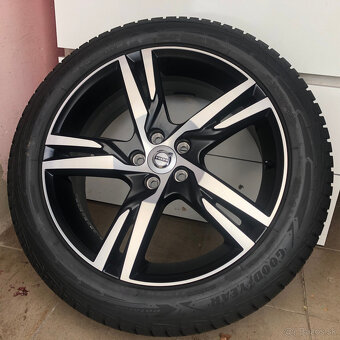 5x108 r19 kolesa disky volvo xc40 235/50 19 XC40 Volvo alu - 2