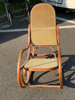 Stare drevene hupacie kreslo Thonet v top stave - 2