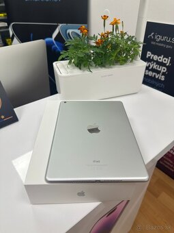 Apple iPad 6. generácie | 128 GB | - 2