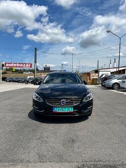 Volvo V60 D6 - 2