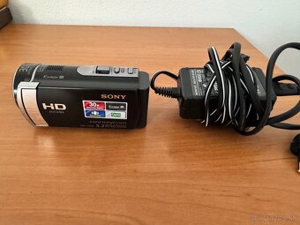 SONY HDR-CX190E - 2
