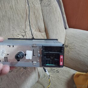 Ponukam  Autoradio - 2