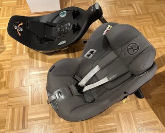 Cybex Sirona Z i-size + otočná základňa - 2
