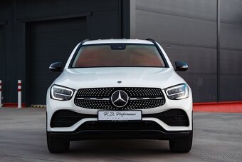 Mercedes-Benz GLC 220d 4Matic AMG Line / Airmatic / Masáž - 2