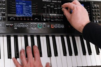 Predam Roland E A -7 - 2