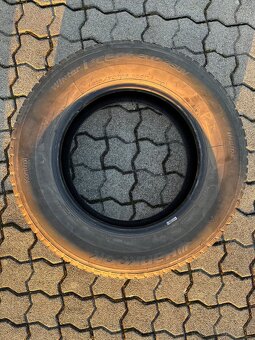 Hankook 215/70 r16 - 2