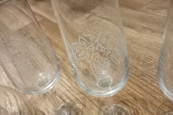 Predám sklenenú sadu na víno - 2