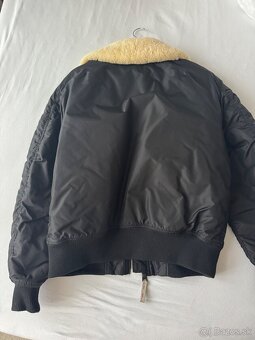 Bunda Alpha Industries - 2